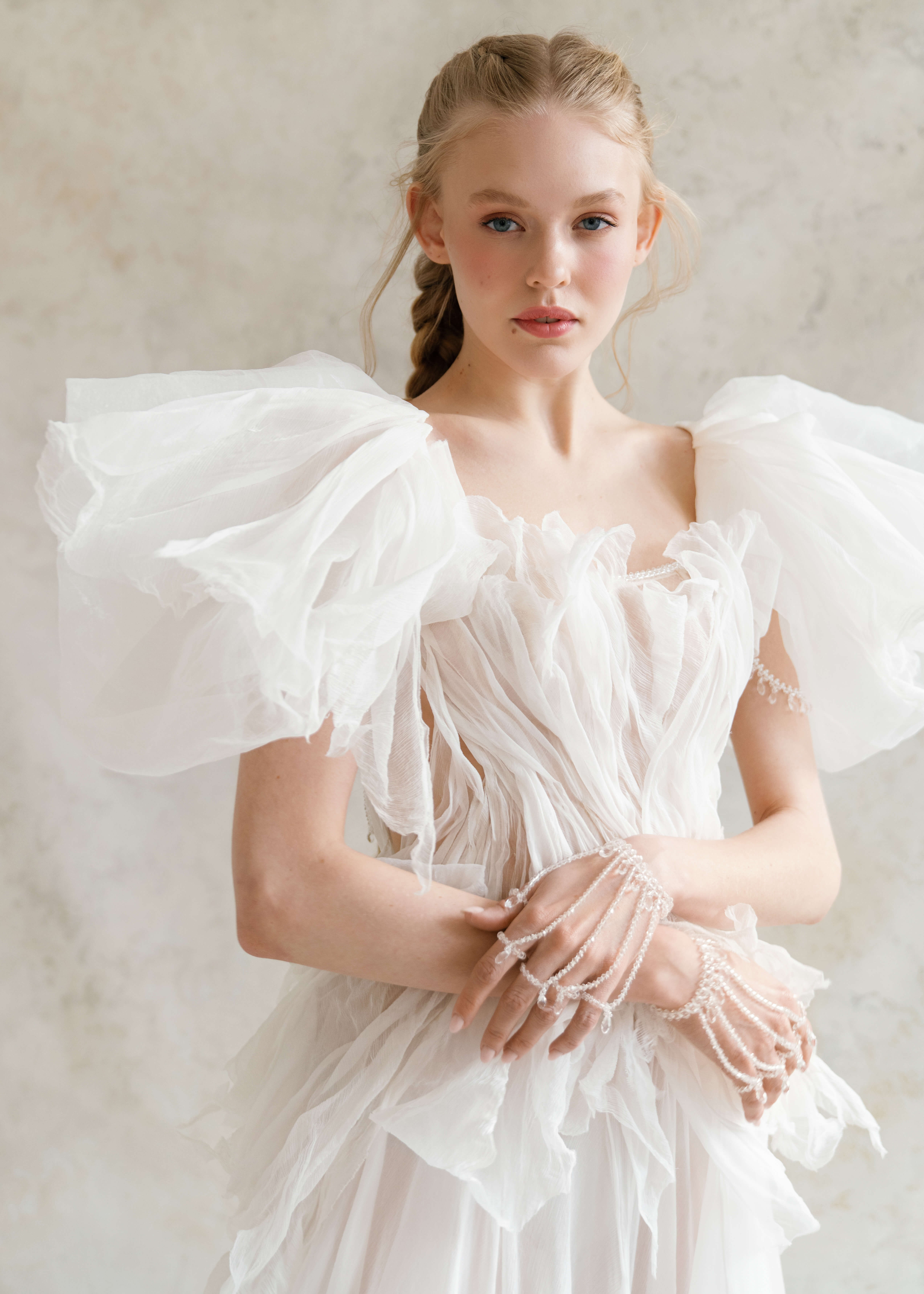 Minerale with sleeves 1